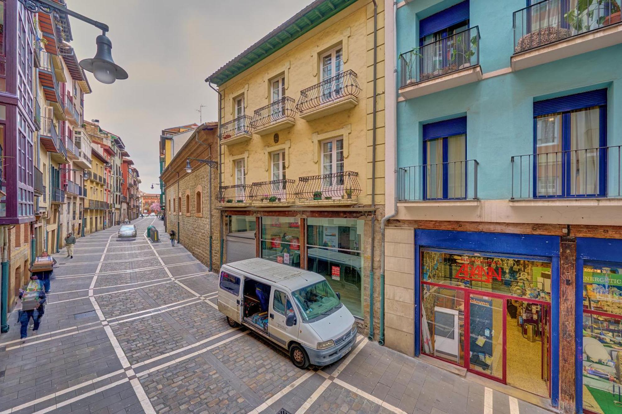 Apartament Casa Andrea By Clabao Pampeluna Zewnętrze zdjęcie